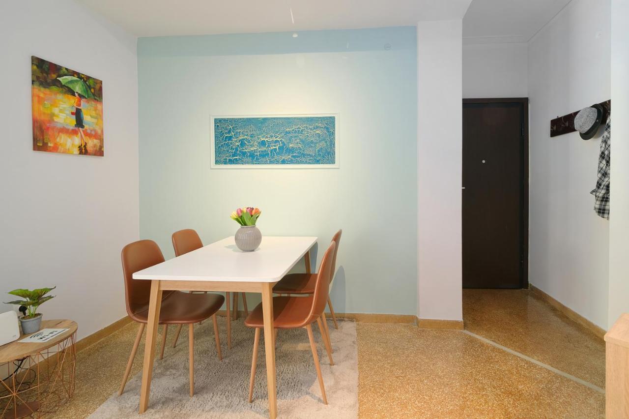 Venias Two-Bedroom Apartment Kallimarmaro And Zappeio Area Афіни Екстер'єр фото